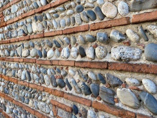 Briques et galets - Toulouse