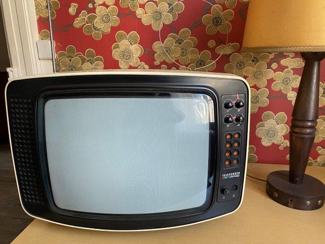 Ancienne télévision