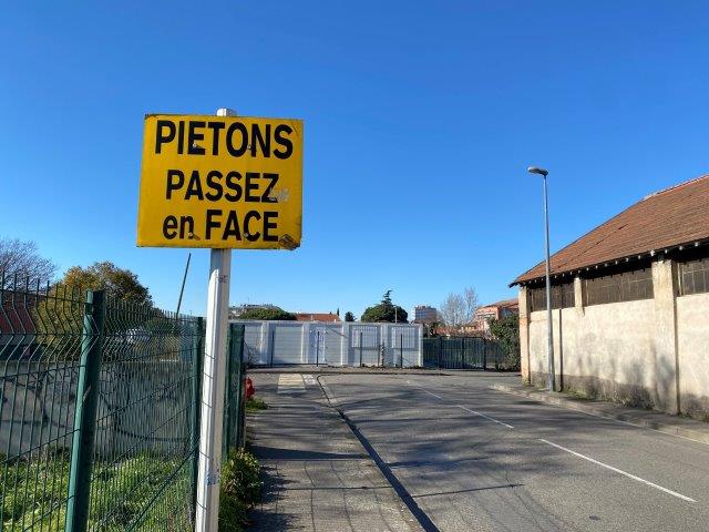 Piétons, attention... Toulouse