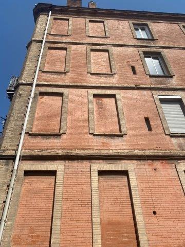 Fenêtre ondamnée Toulouse