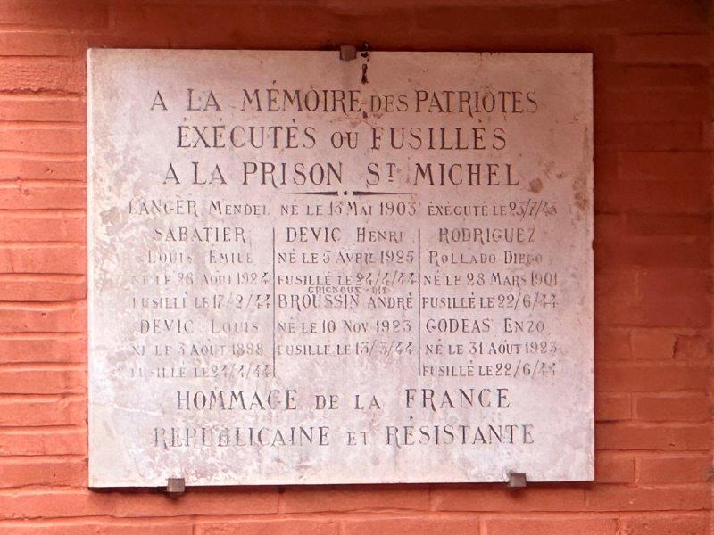 Hommage de la France Républicaine et Résistante - Cour intérieure du Castelet - Prison Saint-Michel