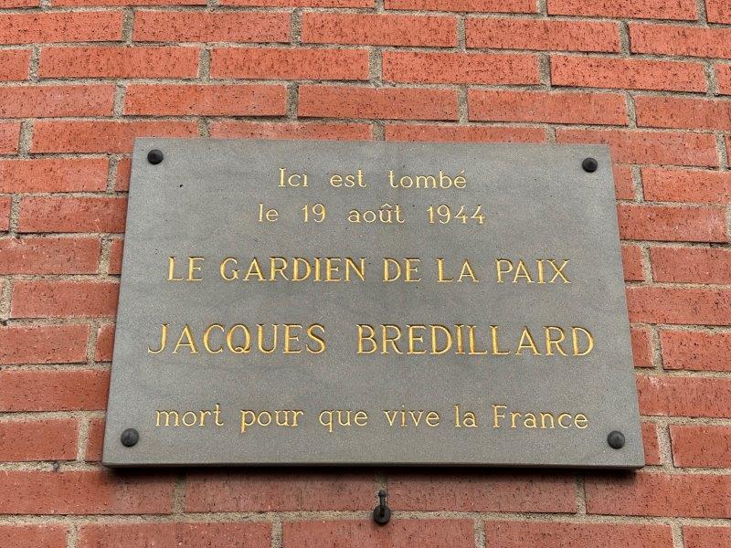 Hôtel de Police Nationale - Commissariat Central - 23 boulevard de l Embouchure - à la mémoire de Jacques Bredillard
