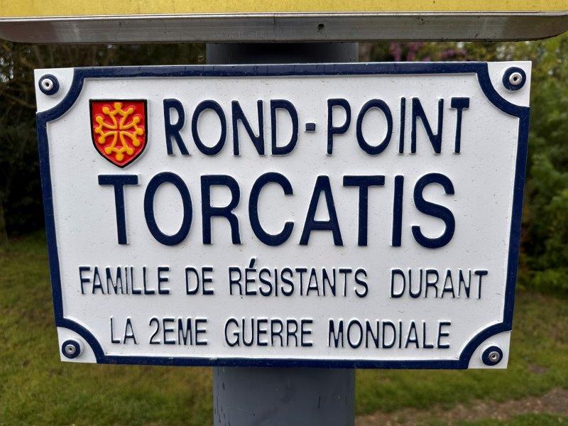 Rond-point Torcatis - famille de résitants - Toulouse