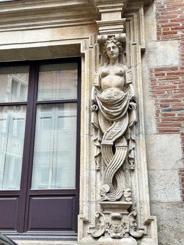 Cariatide hôtel particulier Beringuier Maynier ou hôtel de Lasbordes, dit du Vieux-Raisin - Toulouse 31000
