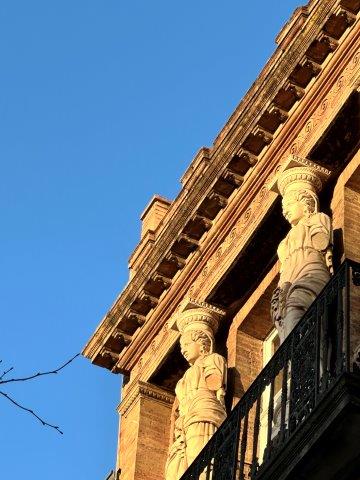 Immeuble des caryatides allées Jean-Jaures - 31000 Toulouse