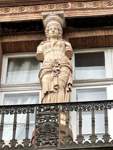 Caryatide 55 allées Jean-Jaures - Toulouse