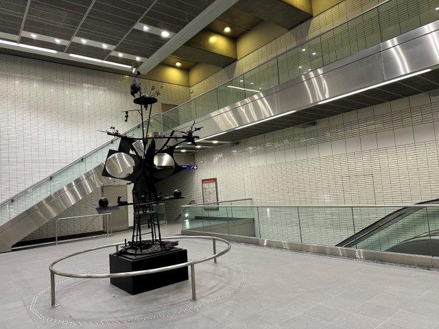 Station de métro Barrière de Paris - ligne B - Toulouse 31200