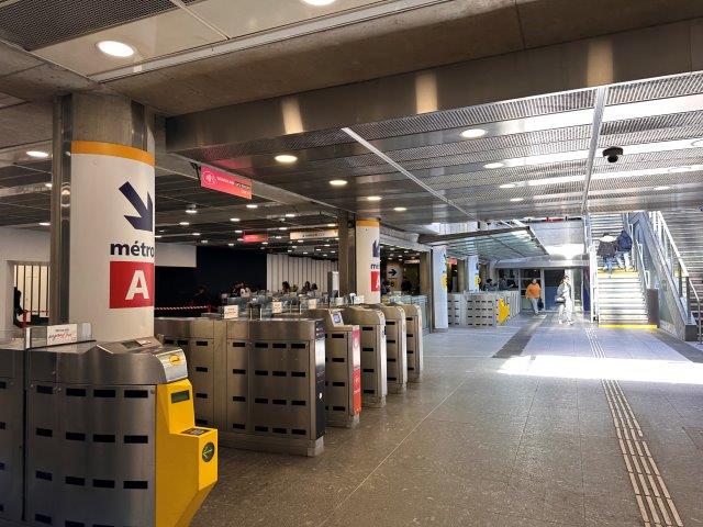 Station Jean Jaures - Ligne A et B du métro