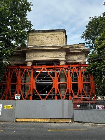 Métro Ligne C Toulouse chantier avec déplacement du Monument aux morts