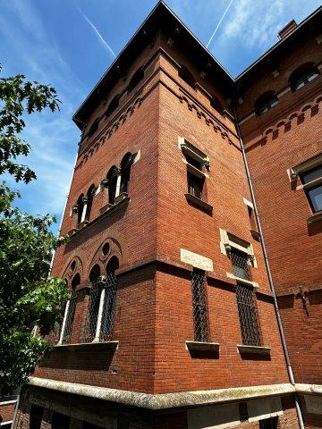 Demeure Art Nouveau rue de la Chaussée et allées Paul Feuga - maison Seube, dite maison hantée ou du bourreau -Toulouse