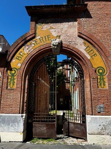 Art Nouveau rue de Belfort - ancienne Brasserie Debs - Toulouse