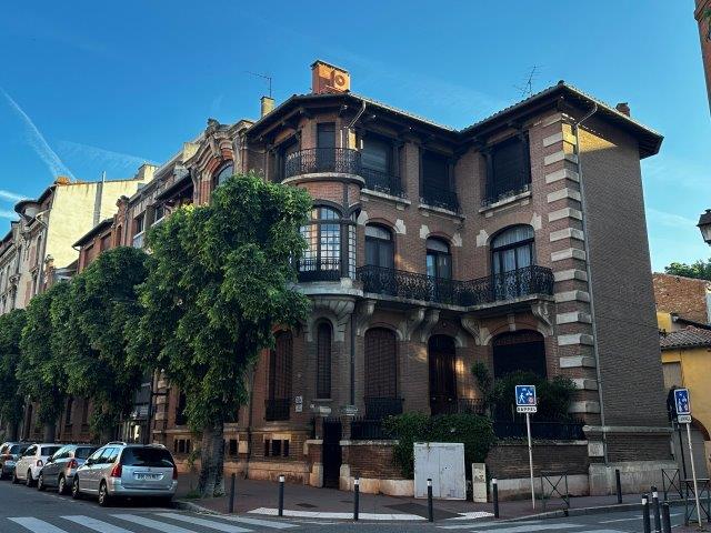 Demeure Art nouveau angle rue Escoussières Montgaillard et rue Ozenne à Toulouse