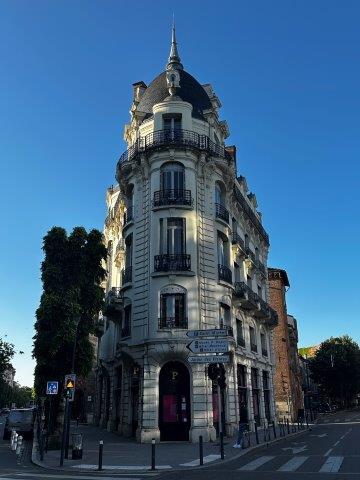 Immeuble Art Nouveau angle rue du Languedoc et rue Ozenne - Toulouse