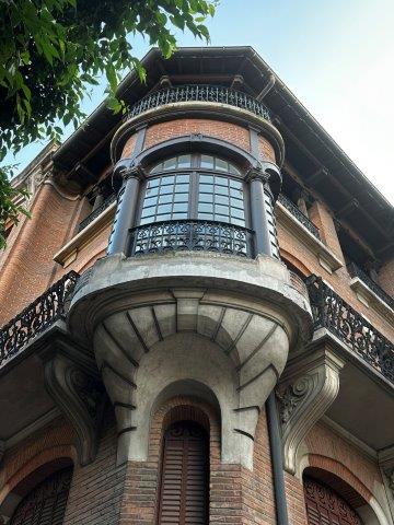 Demeure Art nouveau angle rue Escoussières Montgaillard et rue Ozenne à Toulouse - Oriel