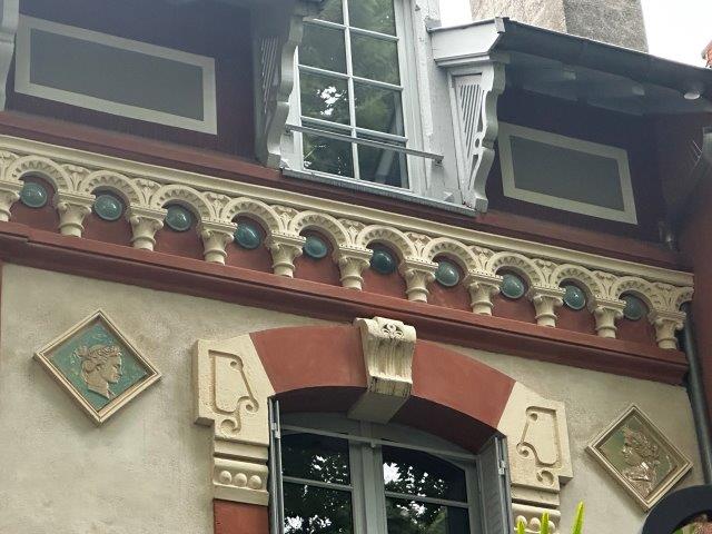 Villa Art Nouveau allées des Demoiselles - Toulouse - Villa de la Tourelle - mélange style néo-médiéval, renaissance et art moderne