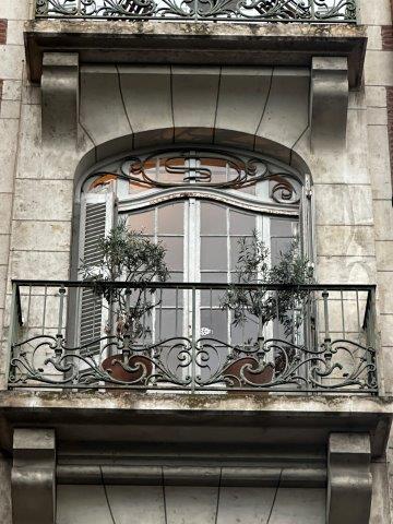 Immeuble Art Nouveau - immeuble de rapport - rue du Languedoc - fenêtre