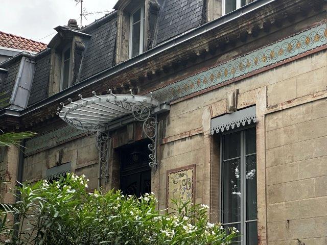 Villa Art Nouveau allées des Demoiselles angle rue André Delieux - Détails