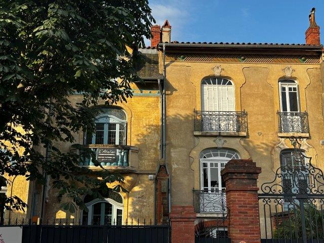 Villa Art Nouveau côte à côte rue Sainte-Philomène -Toulouse