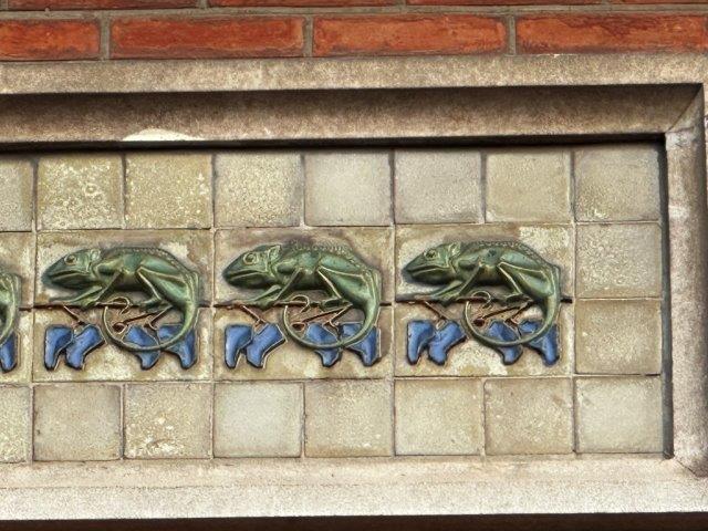 Villa Art Nouveau rue Georges Picot - maison Camel Toulouse - sculpture animale