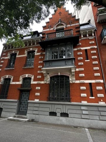 Maison Art Nouveau Boulevard du Maréchal Leclerc - maison beumier Toulouse - influence néo-flamande