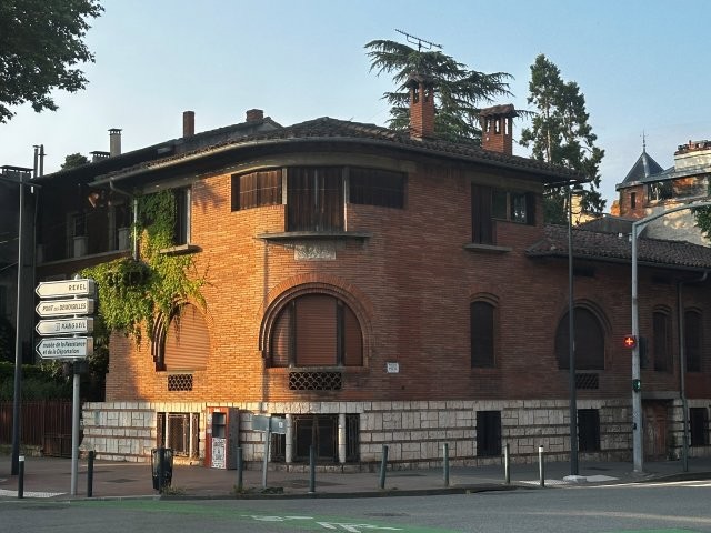 Maison Art Déco angle allée des Demoiselles et avenue Frizac - Toulouse -architecte Jean, Hervé et Jean-Pierre Valette