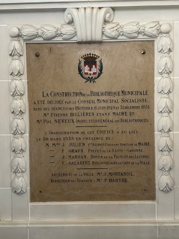 Bibliothèque municipale - immeuble Art Déco  - Toulouse. architecte Jean MONTARIOL - plaque intérieure