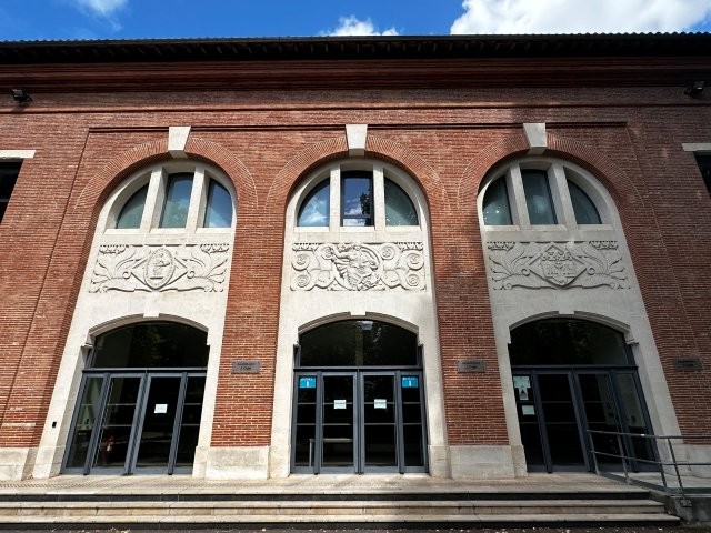 Amphitéatre Cujas fac de droit de Toulouse - art déco - architecte Jean Montariol et Joseph Thillet Amphitéatre Cujas fac de droit de Toulouse - art déco - architecte Jean Montariol et Joseph Thillet