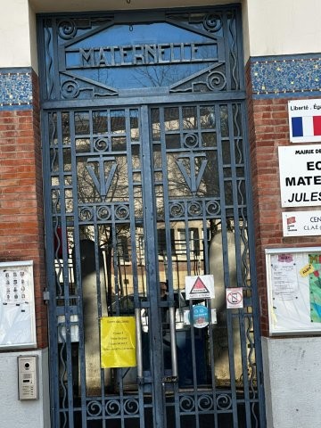 école maternelle Jules Julien art Déco Toulouse - porte entrée