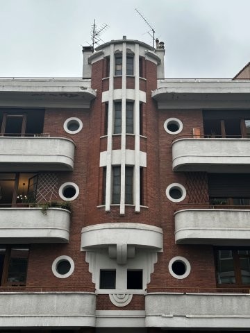 Immeuble Art Déco Toulouse avenue Camille Pujol - bow-windows - architecte Henri Bodet, maitre d oeuvre Aldéric Barthet