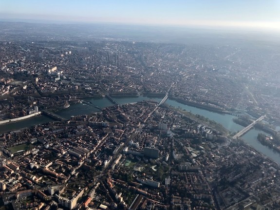 Toulouse vue du ciel by Domicilium Chasseur Immobilier Toulouse vue du ciel by Domicilium Chasseur Immobilier