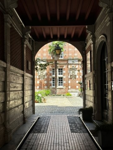 Hôtel particulier Thomas de Montval - rue croix-Baragnon - Toulouse - entrée